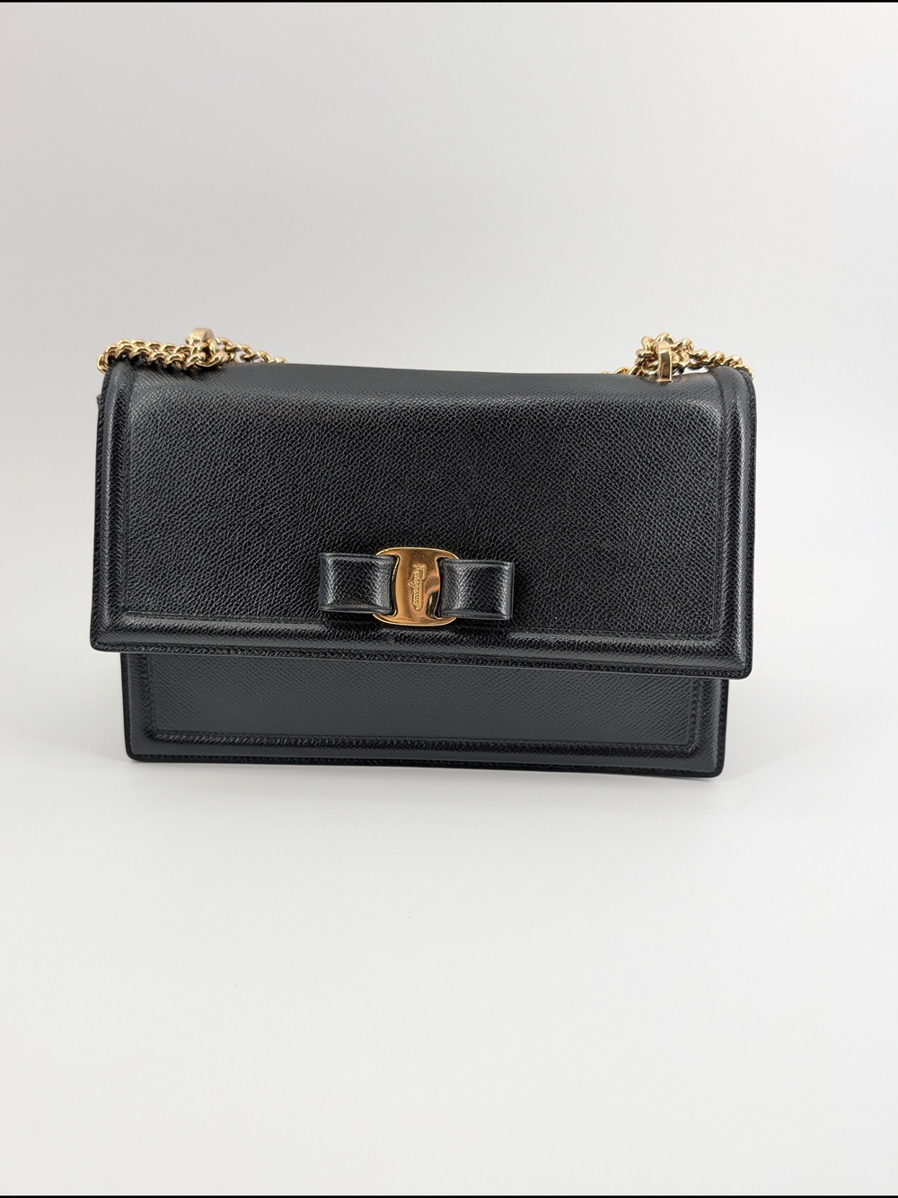 Salvatore Ferragamo Black Vara Bow Leather Chain Shoulder Bag - Picture 3 of 13